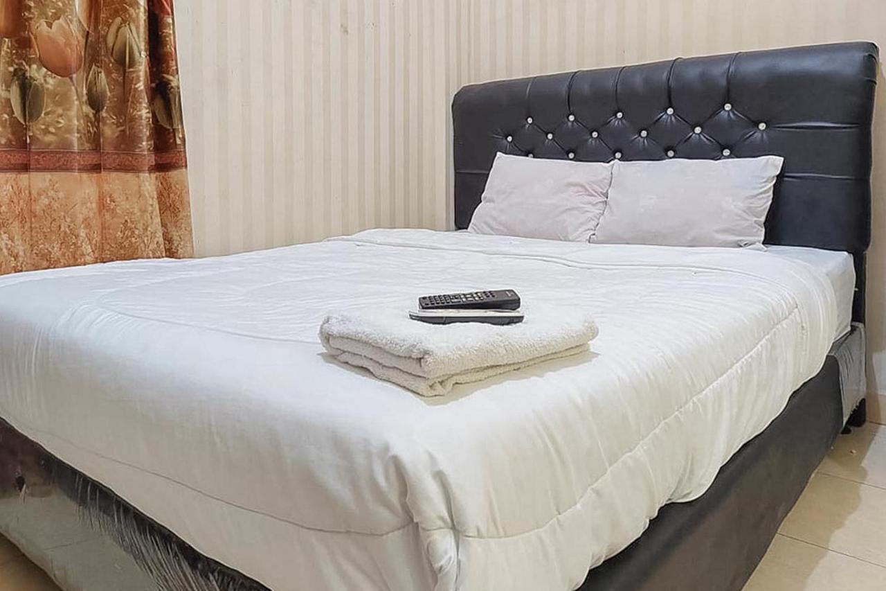 Icha Homestay Near Terminal Purabaya Мадиун Екстериор снимка